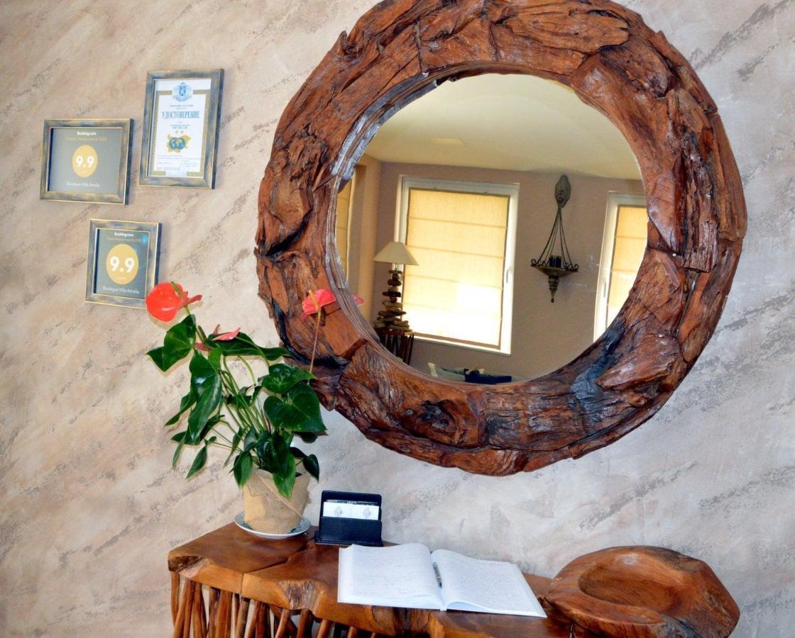 Boutique Villa Amalia Tjernomorets Exteriör bild