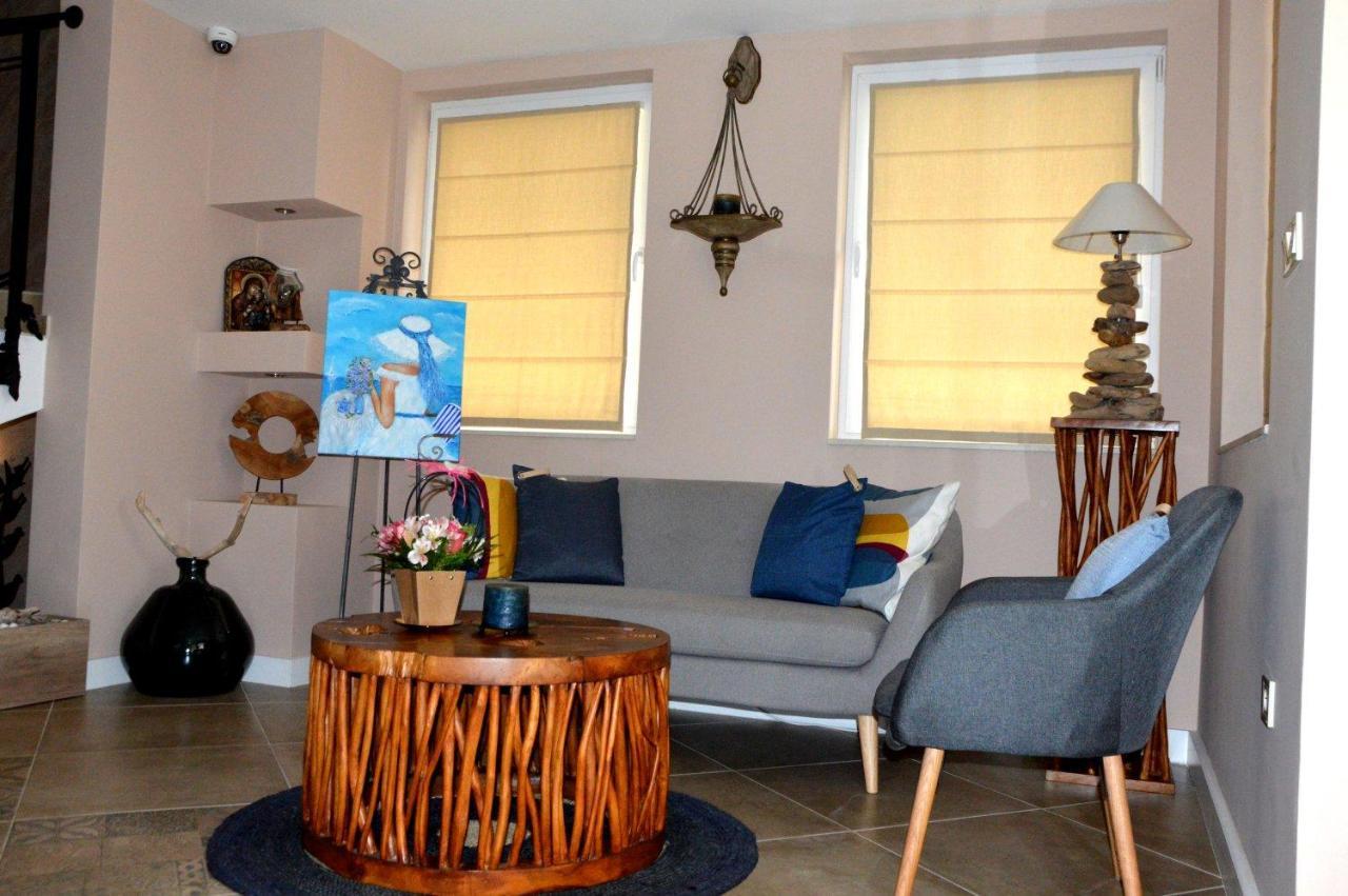Boutique Villa Amalia Tjernomorets Exteriör bild