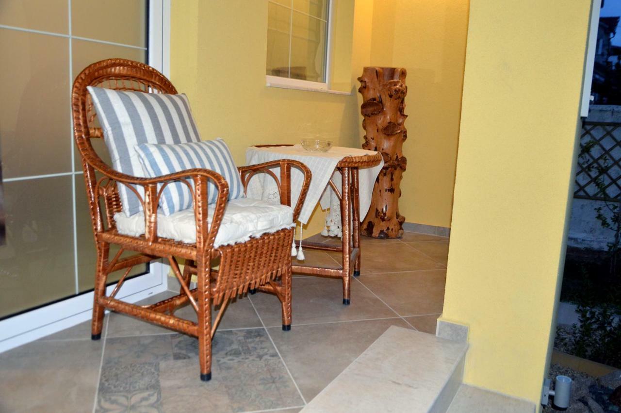 Boutique Villa Amalia Tjernomorets Exteriör bild